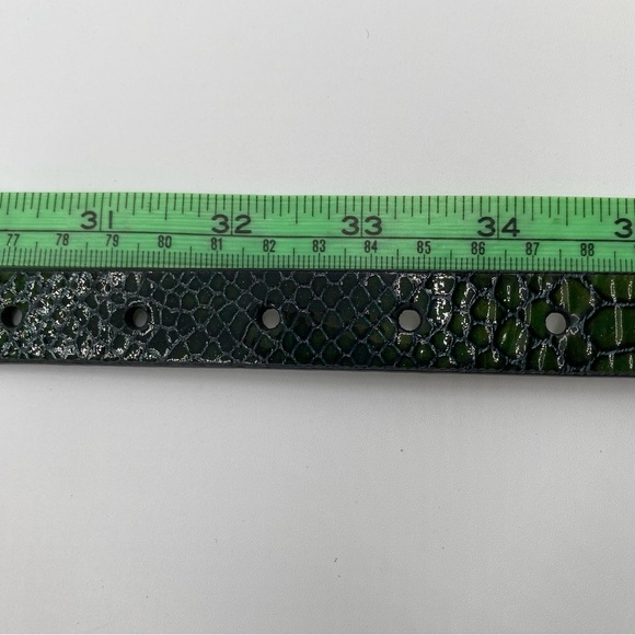 Coldwater Creek Leather Green Embossed Snake Print Belt with Nickel Buckle Sz S - Picture 13 of 15